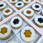 Biscuiti cu gem de caise - 500 g